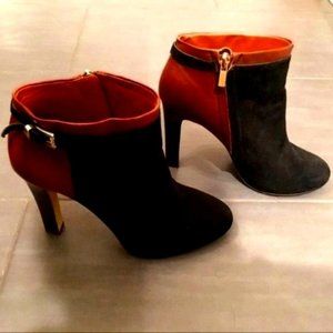 Banana Republic 4.25" Heel Booties Black Suede + Tan Leather Size 7.5